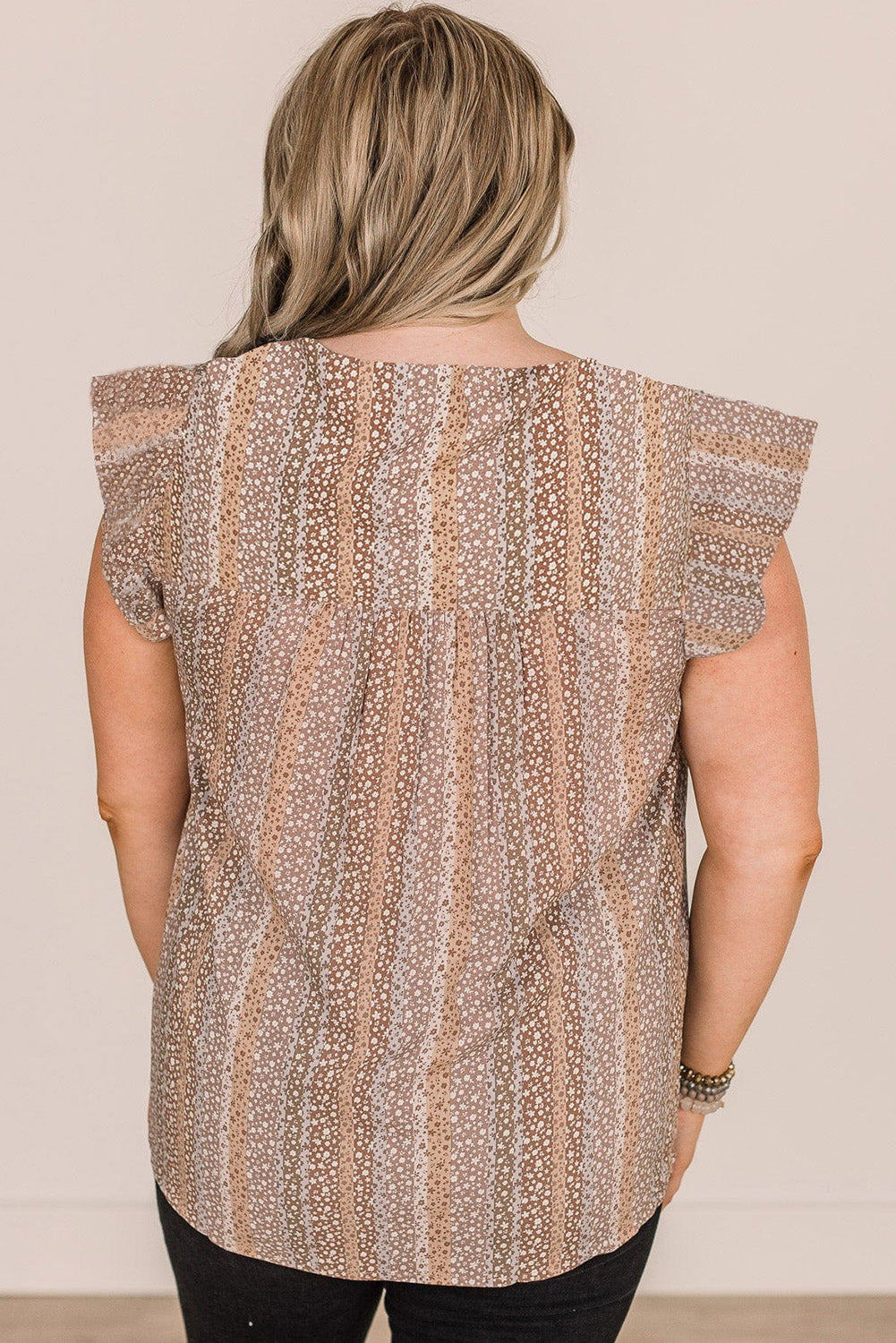 Multicolor Floral Embroidered Short Sleeve Plus Size Top