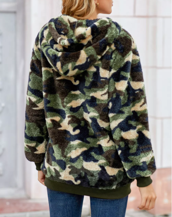 Camo Print Warm Furry Pullover Hoodie