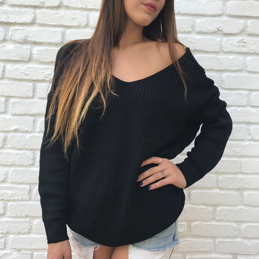 AVERY TWIST SWEATER - BLACK