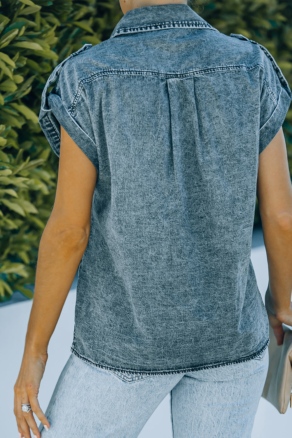 Rolled Sleeve Buttoned Denim Shirt with Pocket