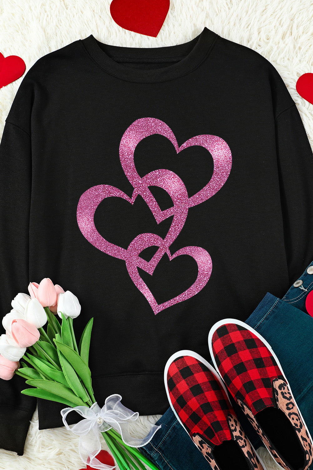 Black Glittering Heart Chain Valentine\'s Day Sweatshirt
